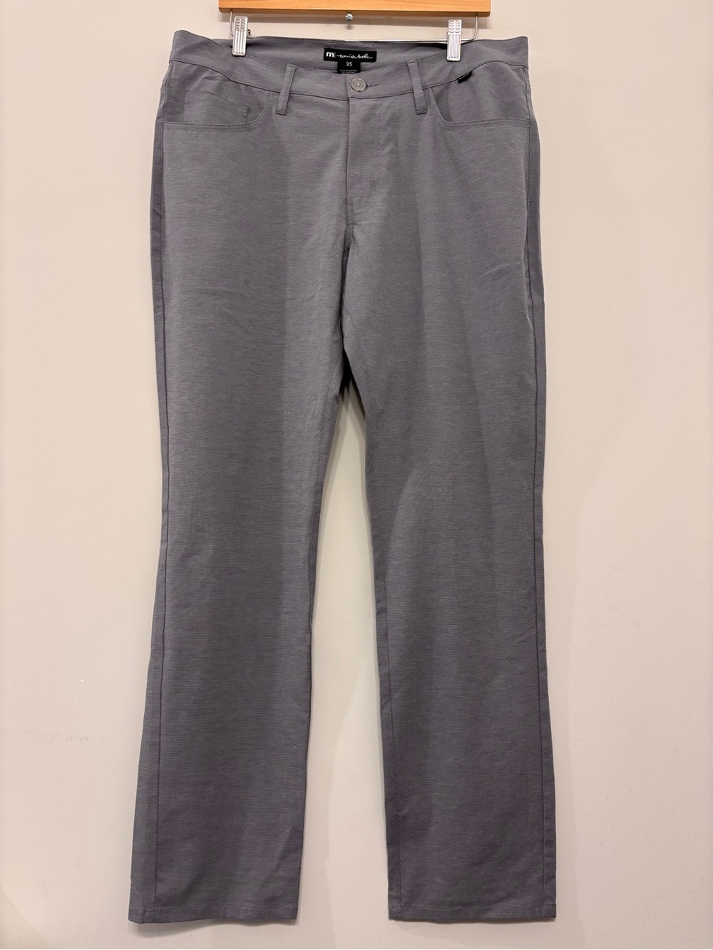 Travis Mathew Performance Golf Pants Mens Sz 35x32 Gray Chino Lightweight Travel